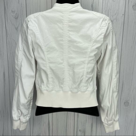 Guess white jacket size XS - Picture 3 of 9
